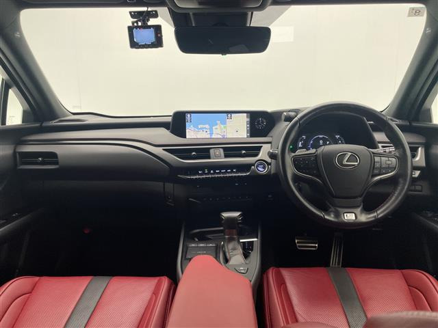 UX250h Fスポーツ