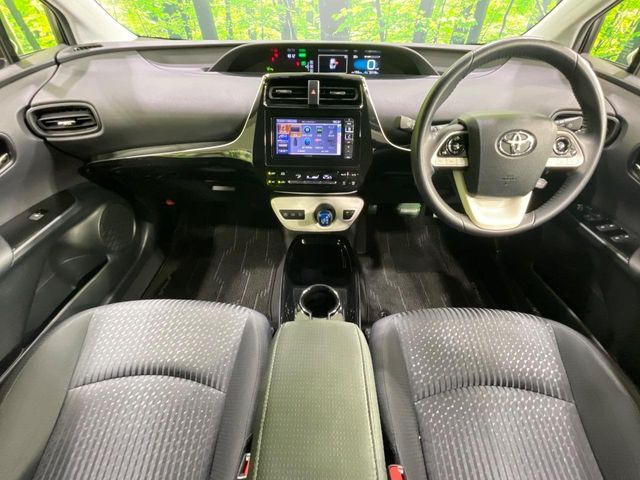 プリウス1.8 S セーフティ プラス