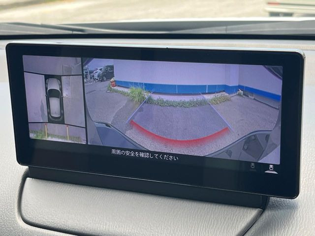 �y360&deg;�r���[���j�^�[�z��p�̃J�����ɂ��A�ォ�猩���낵���悤�Ȏ��_��360�x�N���}�̎��͂��m�F���邱�Ƃ��ł��܂������p�������m�F���₷���A�����ꏊ�ł̐؂�Ԃ��⒓�Ԃ��X���[�Y�ɍs���܂��B
