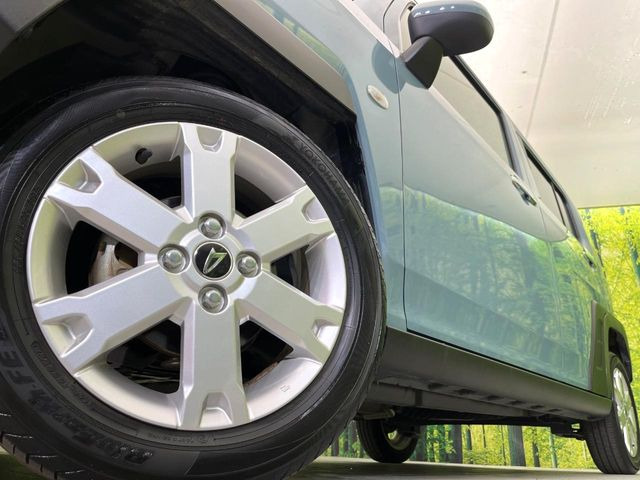 �y����15�C���`�A���~�z�C�[���z�O�ςɃ}�b�`���������A���~�z�C�[���𑕒����Ă���܂��B�e��ЊO�A���~�z�C�[����A�X�^�b�h���X�^�C�����戵�����Ă���܂��B���񂲑��k����������