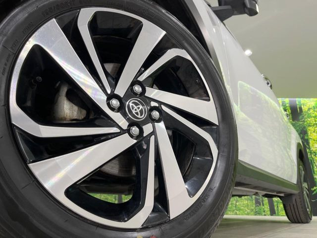 �y����17�C���`�A���~�z�C�[���z�O�ςɃ}�b�`���������A���~�z�C�[���𑕒����Ă���܂��B�e��ЊO�A���~�z�C�[����A�X�^�b�h���X�^�C�����戵�����Ă���܂��B���񂲑��k����������