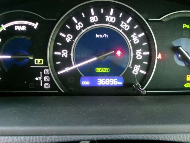 ノア1.8 ハイブリッド Si W×B II