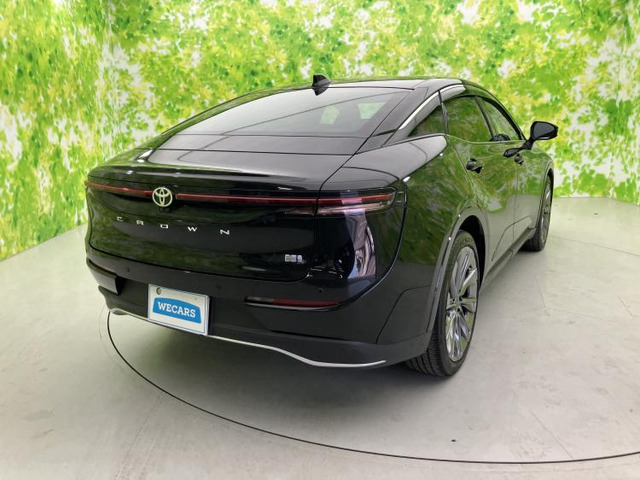 クラウンクロスオーバー2.5 G アドバンスト レザー パッケージ E-Four 4WD