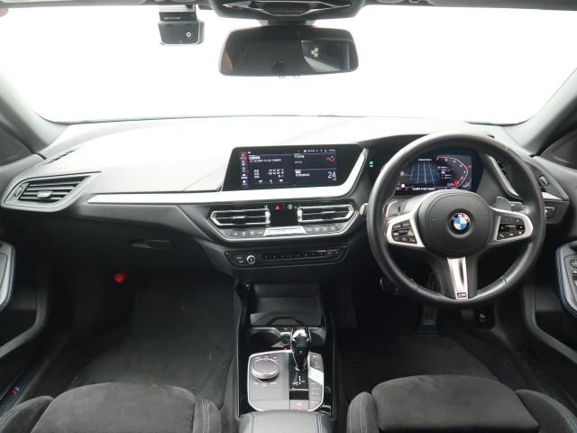 2シリーズグランクーペM235i xドライブ 4WD