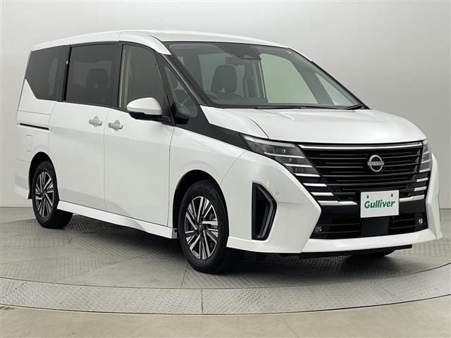 セレナ1.4 e-POWER ハイウェイスターV