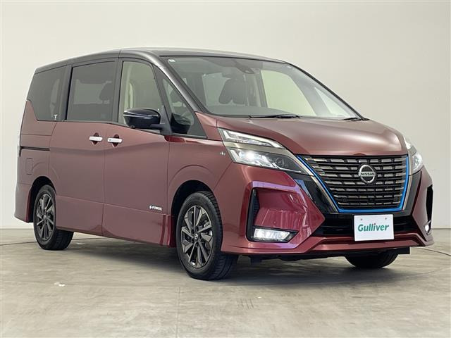 セレナ1.2 e-POWER ハイウェイスターV アーバンクロム