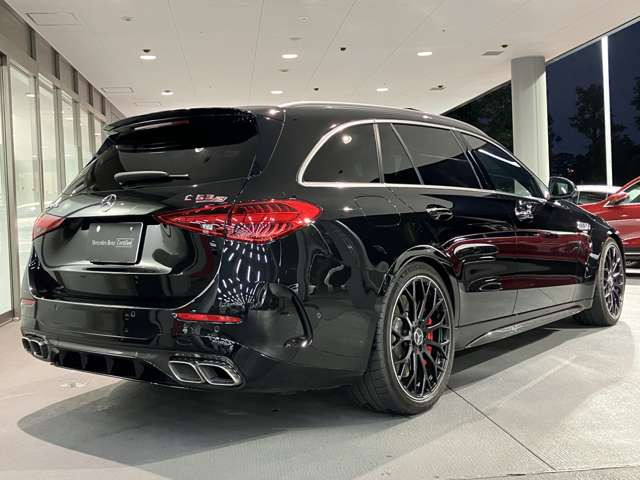 CクラスワゴンAMG C63 S E パフォーマンス 4WD