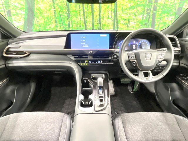 クラウンクロスオーバー2.5 G E-Four 4WD