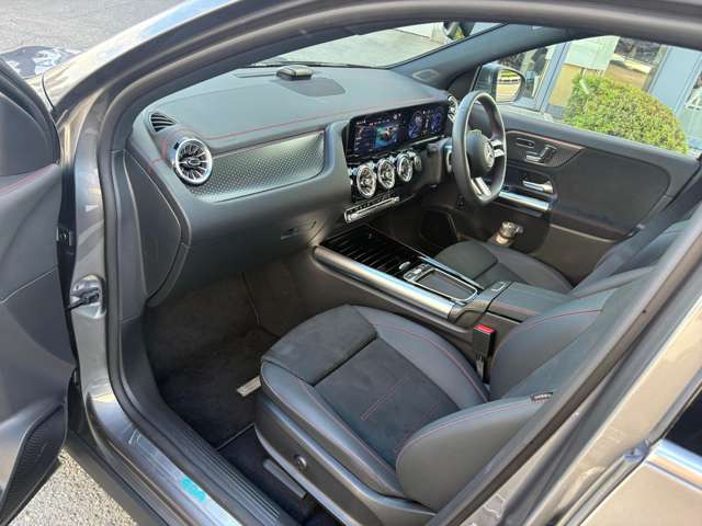 EQA250 プラス AMGラインパッケージ