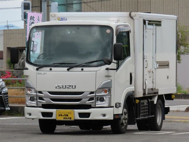 エルフ冷蔵冷凍車