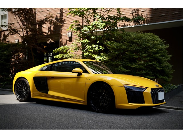 R8V10 5.2 FSI クワトロ 4WD