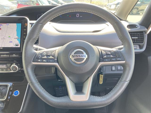 セレナ1.2 e-POWER ハイウェイスターV