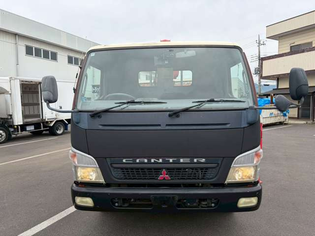 ☆外装洗車・内装クリーニング済み!!☆日本全国納車いたします。☆ドラレコ・バックカメラ・ETC取付も別途料金にて対応しております。☆足回り分解整備・タイヤ交換なども別途料金にて対応可能!!
