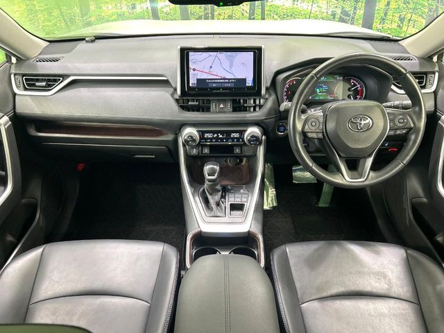 RAV42.0 G 4WD