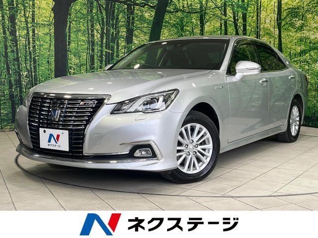 クラウンハイブリッド 2.5 ロイヤルサルーンG Four 4WD
