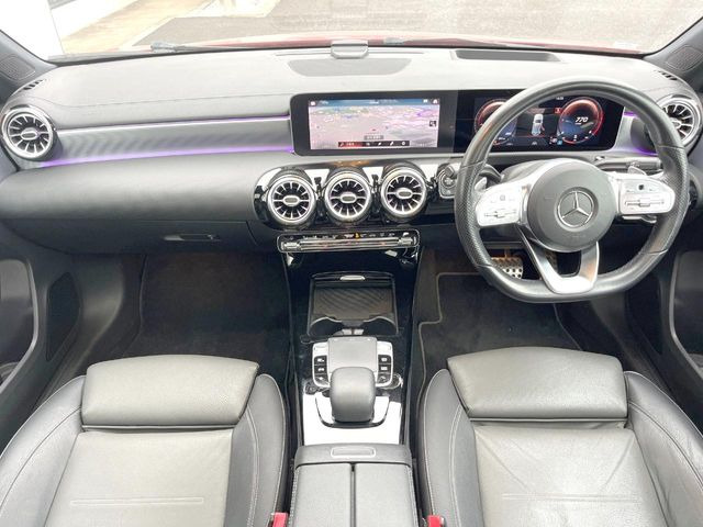 AクラスA200d AMGライン