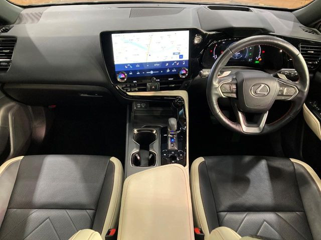 NX350h バージョンL
