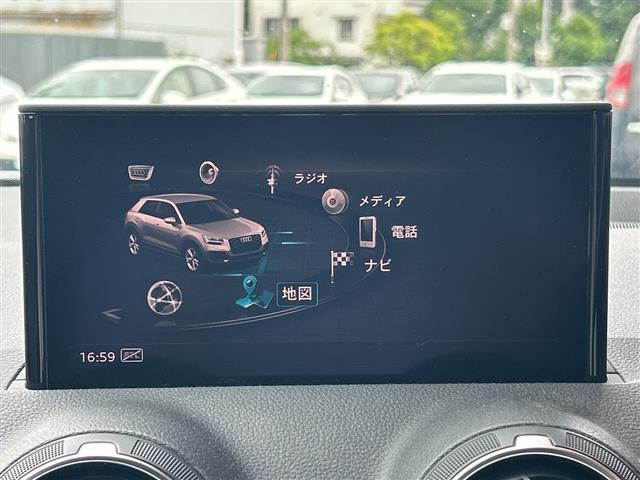 Q230 TFSI スポーツ