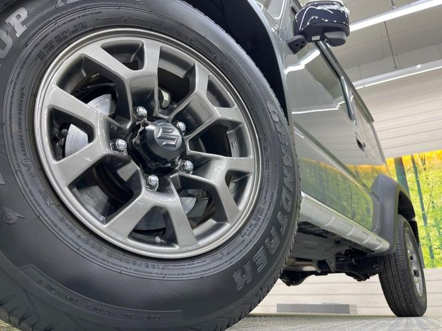 �y�����A���~�z�C�[���z�O�ςɃ}�b�`���������A���~�z�C�[���𑕒����Ă���܂��B�e��ЊO�A���~�z�C�[����A�X�^�b�h���X�^�C�����戵�����Ă���܂��B���񂲑��k����������