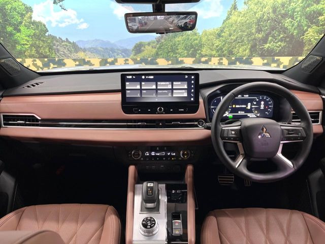 アウトランダーPHEV 2.4 P エグゼクティブ パッケージ 4WD