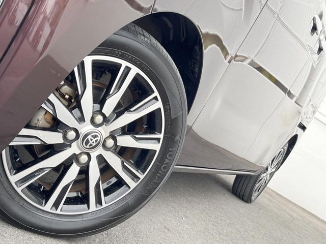 �y����14�C���`�A���~�z�C�[���z�O�ςɃ}�b�`���������A���~�z�C�[���𑕒����Ă���܂��B�e��ЊO�A���~�z�C�[����A�X�^�b�h���X�^�C�����戵�����Ă���܂��B���񂲑��k����������