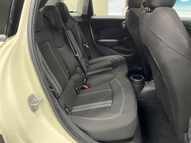 ���㕔���Ȃ��C�ɂȂ�悤�ȃL�Y�E�����ւ��蓙�A�傫�ȃ_���[�W�͂Ȃ��A�ǍD�ȏ�Ԃł��B