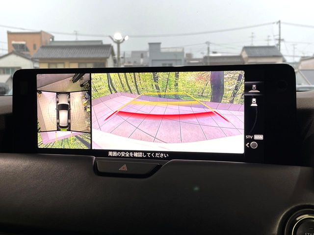 �y360&deg;�r���[���j�^�[�z��p�̃J�����ɂ��A�ォ�猩���낵���悤�Ȏ��_��360�x�N���}�̎��͂��m�F���邱�Ƃ��ł��܂������p�������m�F���₷���A�����ꏊ�ł̐؂�Ԃ��⒓�Ԃ��X���[�Y�ɍs���܂��B