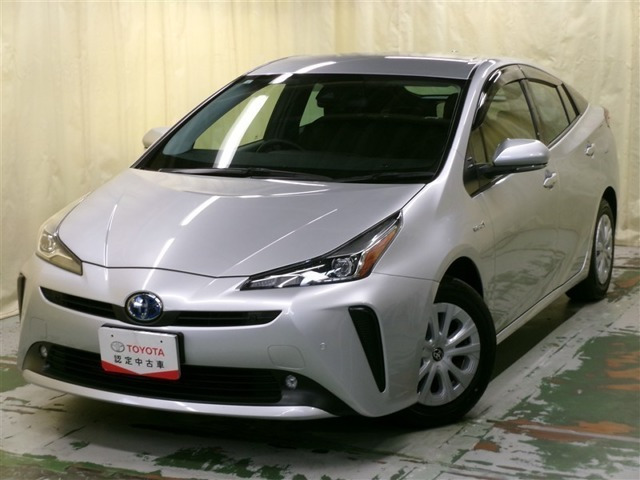 プリウス1.8 S E-Four 4WD