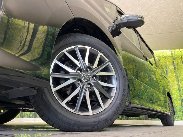 �y����16�C���`�A���~�z�C�[���z�O�ςɃ}�b�`���������A���~�z�C�[���𑕒����Ă���܂��B�e��ЊO�A���~�z�C�[����A�X�^�b�h���X�^�C�����戵�����Ă���܂��B���񂲑��k����������