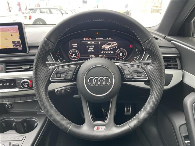 A42.0 TFSI クワトロ スポーツ Sラインパッケージ 4WD