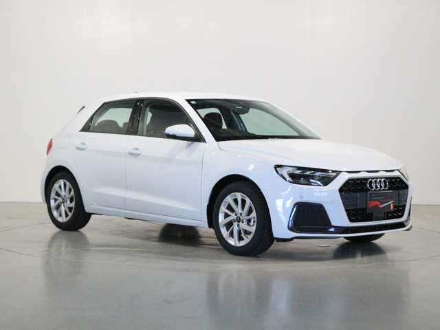 A1スポーツバック25 TFSI アドバンスド