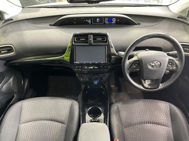 プリウス1.8 S セーフティ プラス ツートーン