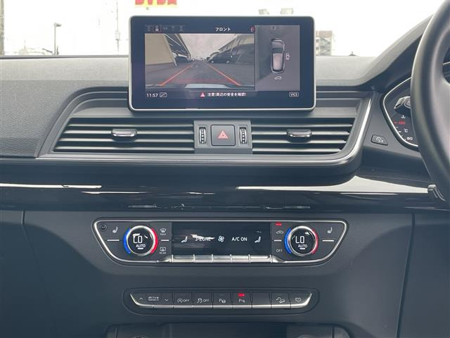 Q545 TFSI クワトロ スポーツ 4WD