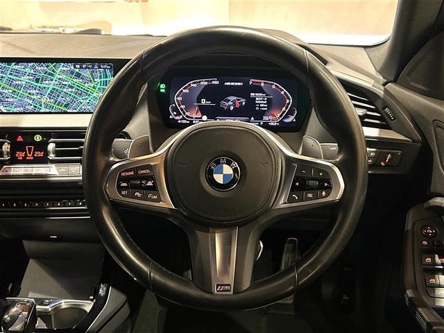 2シリーズグランクーペM235i xドライブ 4WD