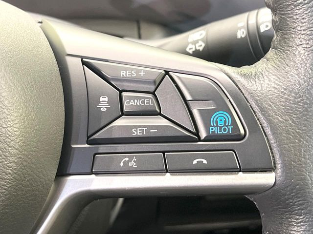 セレナ1.2 e-POWER ハイウェイスターV