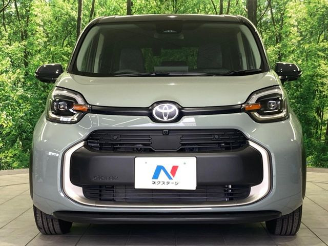 弊社では、全車『修復歴なし』のお車のみ取り扱っております。専任バイヤーによる厳選した仕入れの後、入庫後の車両チェックを行い、ネクステージが認定した高品質な中古車をご提供しております。