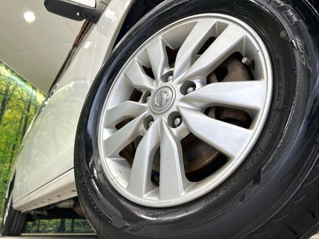 �y����15�C���`�A���~�z�C�[���z�O�ςɃ}�b�`���������A���~�z�C�[���𑕒����Ă���܂��B�e��ЊO�A���~�z�C�[����A�X�^�b�h���X�^�C�����戵�����Ă���܂��B���񂲑��k����������