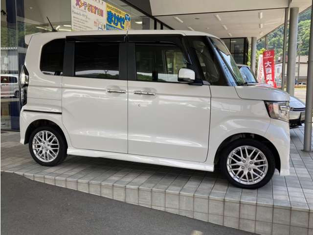 N-BOXカスタムL ターボ 4WD