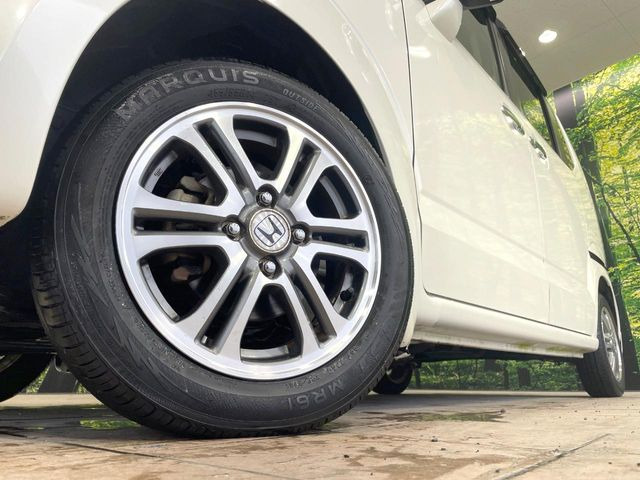 �y����14�C���`�A���~�z�C�[���z�O�ςɃ}�b�`���������A���~�z�C�[���𑕒����Ă���܂��B�e��ЊO�A���~�z�C�[����A�X�^�b�h���X�^�C�����戵�����Ă���܂��B���񂲑��k����������