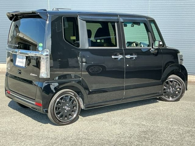 N-BOXカスタムG ターボ SSパッケージ ブラックスタイル