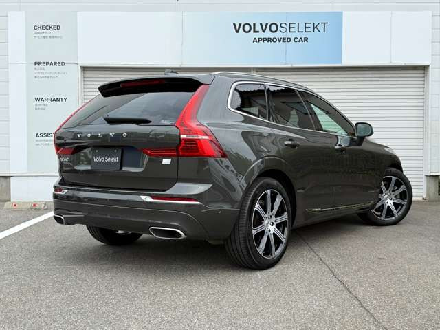 XC60リチャージ PHEV T8 AWD インスクリプション 4WD