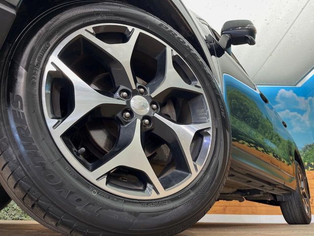 �y����18�C���`�A���~�z�C�[���z�O�ςɃ}�b�`���������A���~�z�C�[���𑕒����Ă���܂��B�e��ЊO�A���~�z�C�[����A�X�^�b�h���X�^�C�����戵�����Ă���܂��B���񂲑��k����������