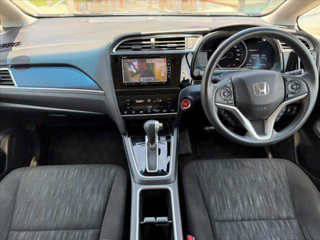 シャトル1.5 G ホンダセンシング