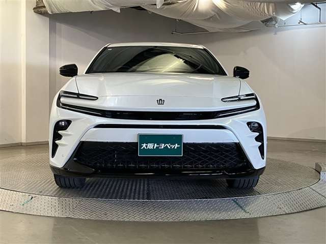 クラウンスポーツ2.5 Z E-Four 4WD