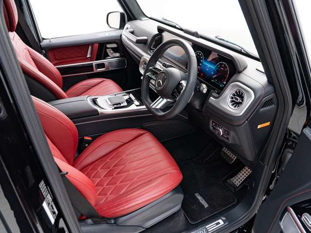 GクラスG450d AMGラインパッケージ (ISG) 4WD