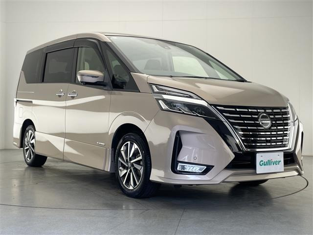 セレナ2.0 ハイウェイスターV