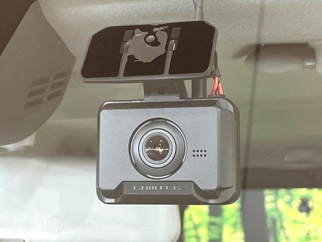 �y�h���C�u���R�[�_�[�z�h���C�u���R�[�_�[����!���s���͂������A������^�]�⎖�̂ɑ��������ہA�f���ŋL�^���A����̃��X�N�ɔ����܂��B���L�^�pSD�J�[�h�͂��q�l�����g�ł��������������K�v������܂��B