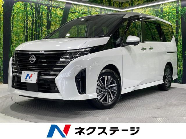 セレナ1.4 e-POWER ハイウェイスターV