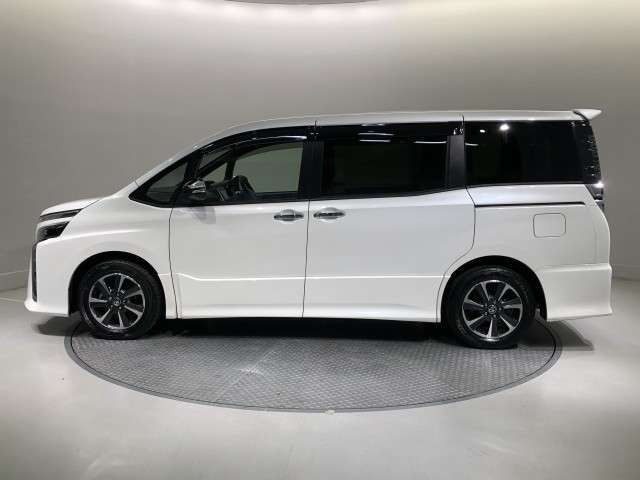 ヴォクシー2.0 ZS 煌III