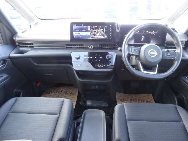 セレナ1.4 e-POWER ハイウェイスターV ステップタイプ